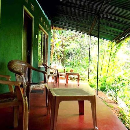 Haniffas Holiday Inn Kandy Esterno foto